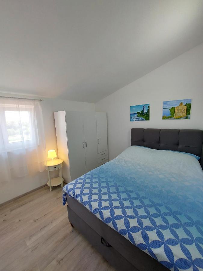 Apartman Ana Štinjan Εξωτερικό φωτογραφία