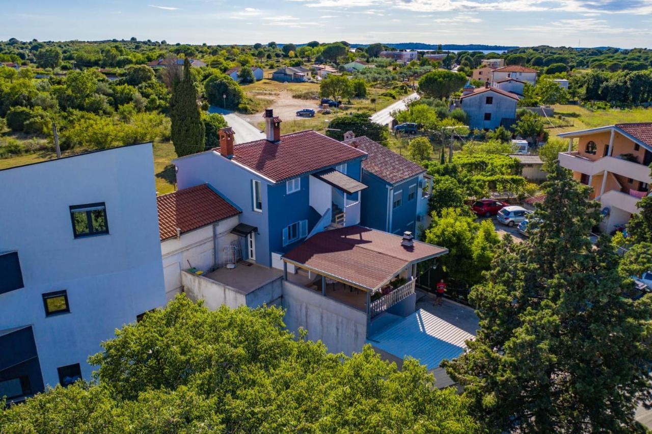 Apartman Ana Štinjan Εξωτερικό φωτογραφία